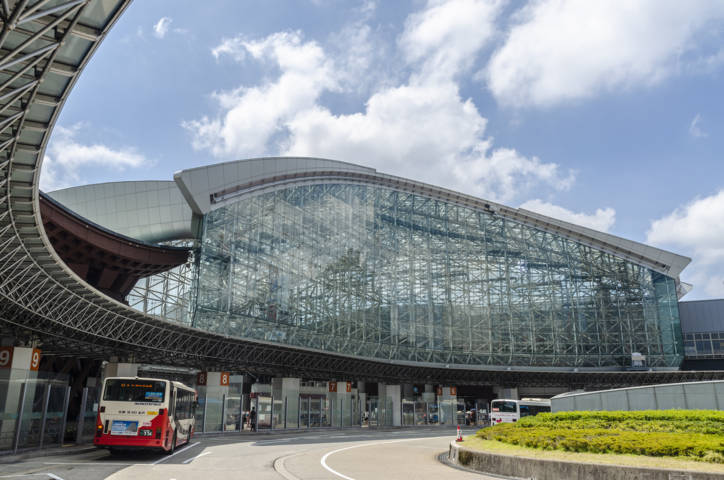 121 - Kanazawa - estacion central - cupula Motenashi